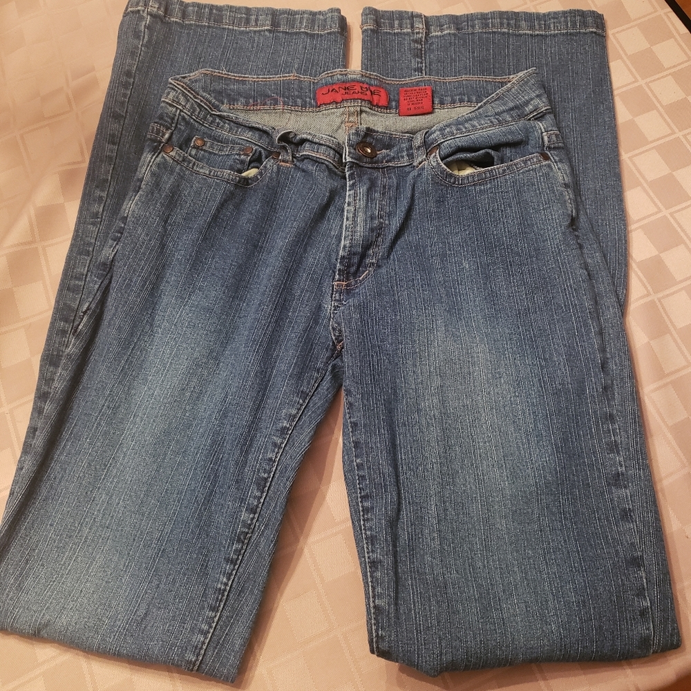 Jane Doe Jeans 5/6